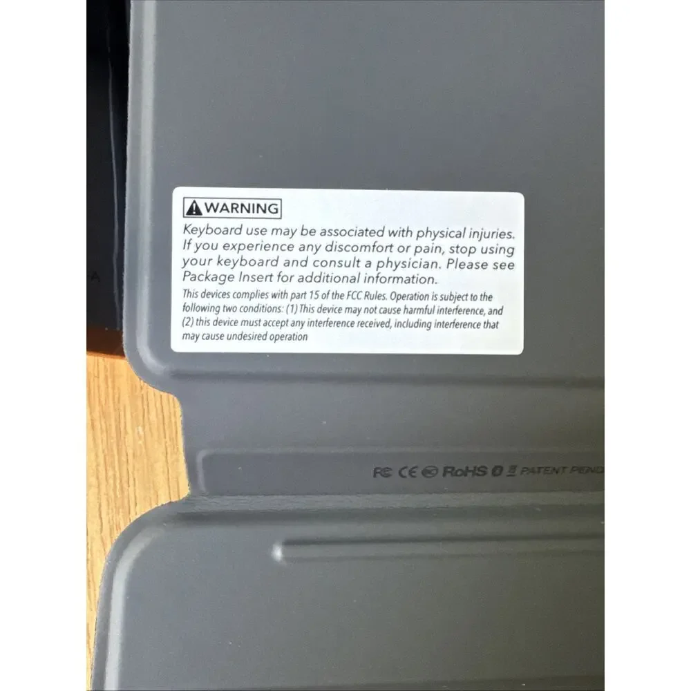 ZAGG Messenger Folio 2Keyboard&Case for Apple iPad 10.2